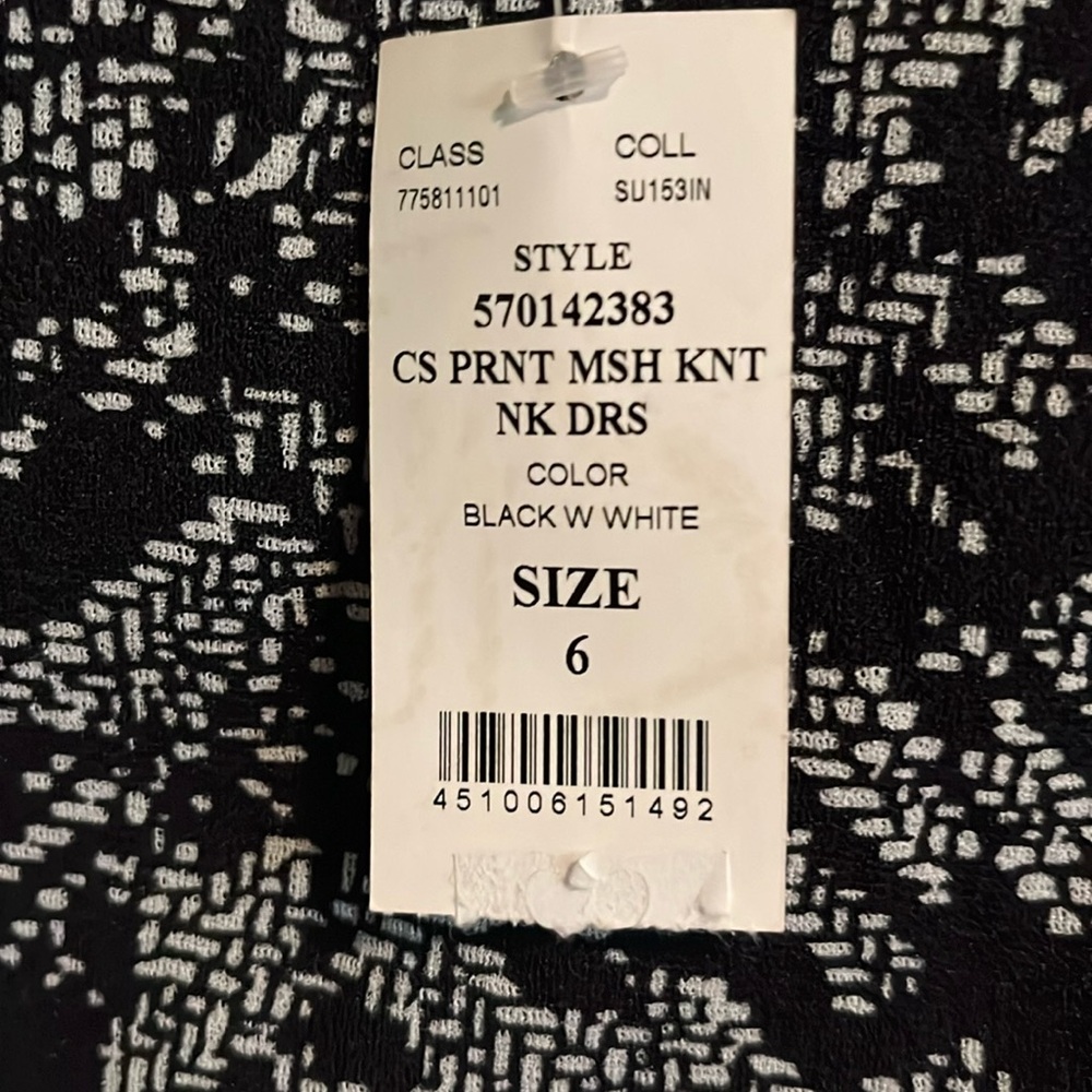 White House-Black Market NWT.